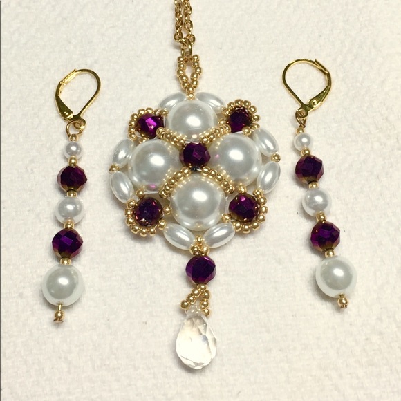 “Lady Violet” Artisan Necklace & Earrings set - Picture 2 of 2